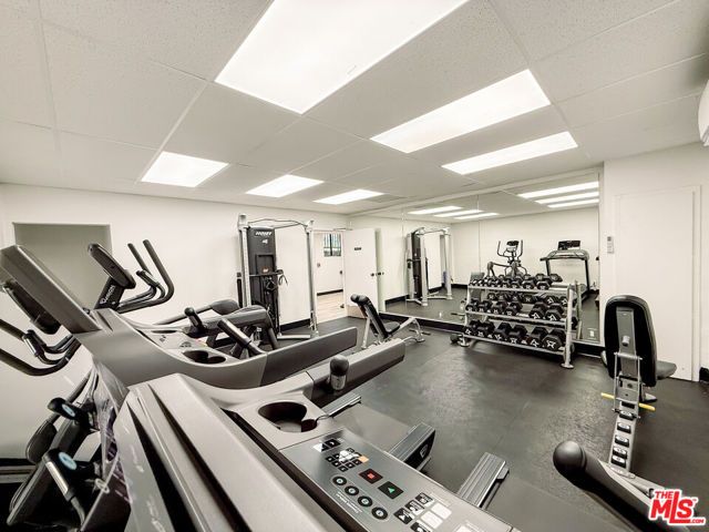 13331 Moorpark Street 352, Sherman Oaks, CA 91423