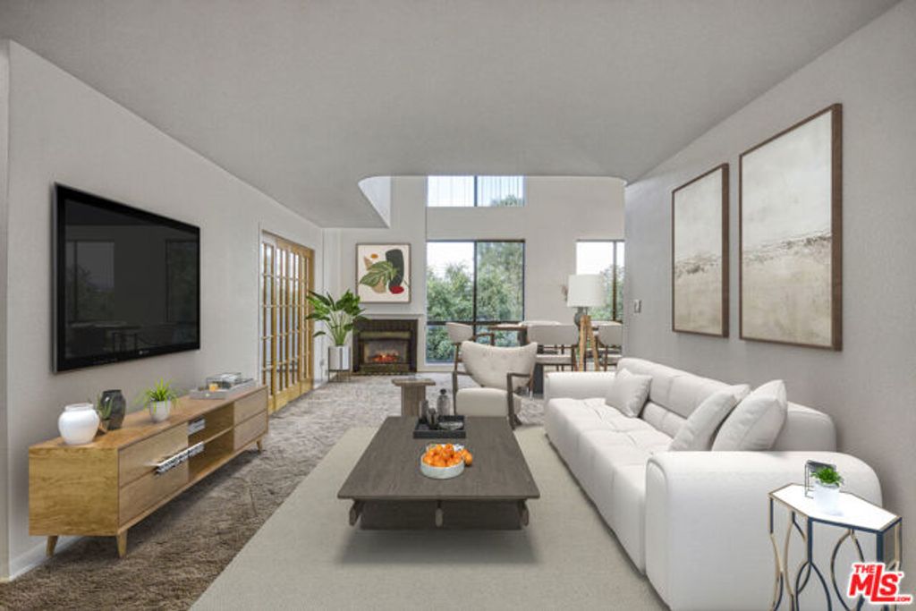 13331 Moorpark Street 352, Sherman Oaks, CA 91423