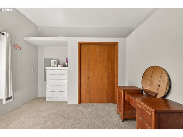 9999 Sw VINE MAPLE Dr, Mc Minnville, OR 97128