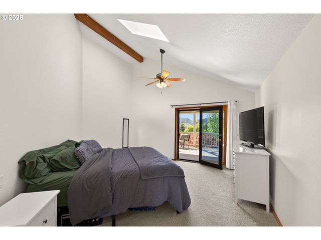 9999 Sw VINE MAPLE Dr, Mc Minnville, OR 97128