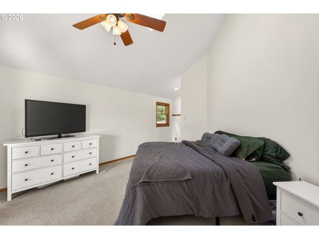 9999 Sw VINE MAPLE Dr, Mc Minnville, OR 97128