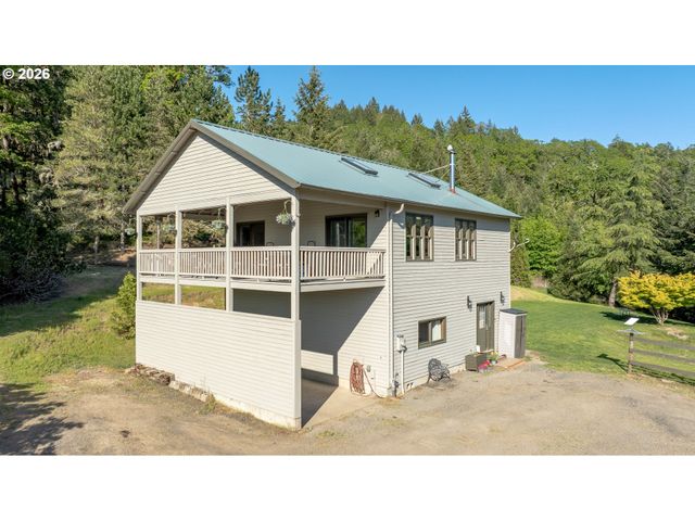 9999 Sw VINE MAPLE Dr, Mc Minnville, OR 97128