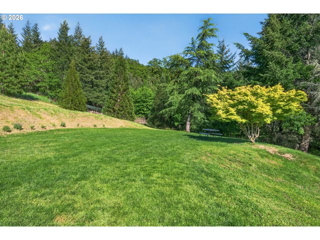 9999 Sw VINE MAPLE Dr, Mc Minnville, OR 97128