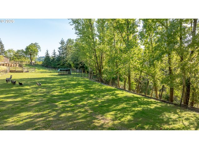 9999 Sw VINE MAPLE Dr, Mc Minnville, OR 97128