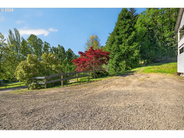 9999 Sw VINE MAPLE Dr, Mc Minnville, OR 97128