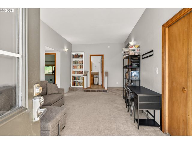 9999 Sw VINE MAPLE Dr, Mc Minnville, OR 97128