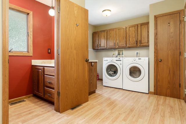 11687 Tranary Court, Roscoe, IL 61073
