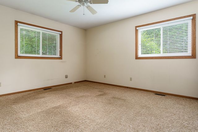 11687 Tranary Court, Roscoe, IL 61073