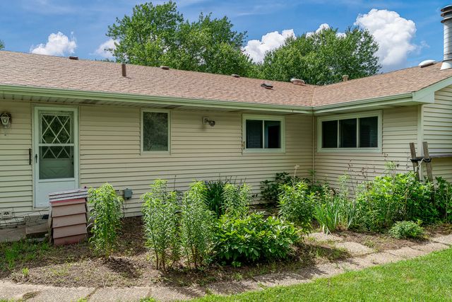 11687 Tranary Court, Roscoe, IL 61073
