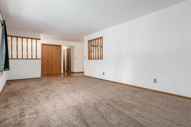 11687 Tranary Court, Roscoe, IL 61073