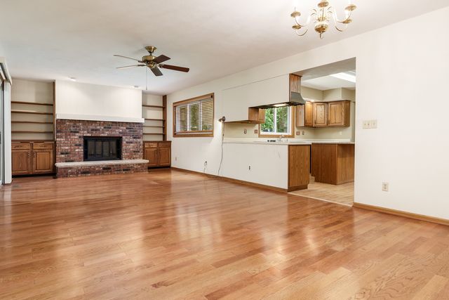 11687 Tranary Court, Roscoe, IL 61073