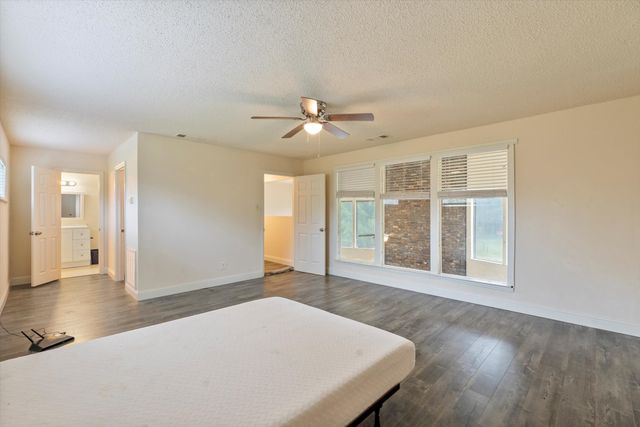 11413 Glenn Lane, Scurry, TX 75158