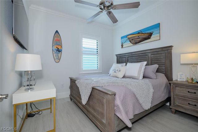 2203 SW 52nd ST, Cape Coral, FL 33914