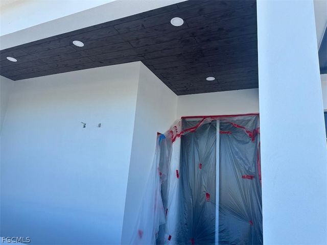 2203 SW 52nd ST, Cape Coral, FL 33914