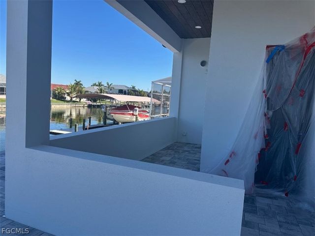 2203 SW 52nd ST, Cape Coral, FL 33914