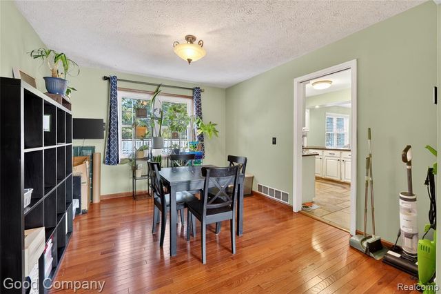 3761 Christopher Drive, Brighton, MI 48114