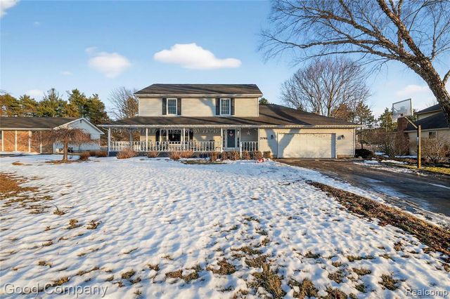 3761 Christopher Drive, Brighton, MI 48114