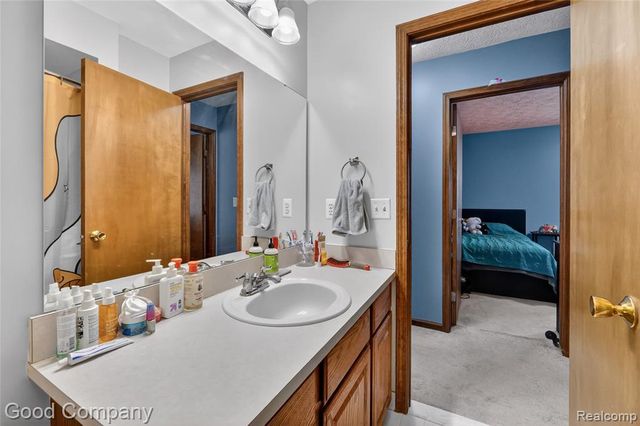 3761 Christopher Drive, Brighton, MI 48114