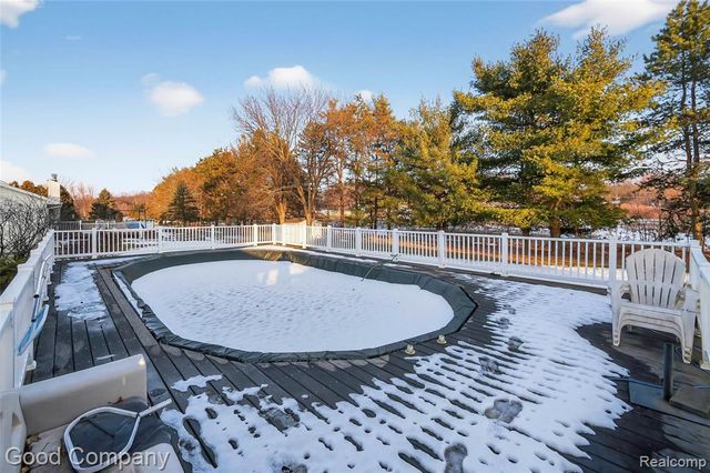 3761 Christopher Drive, Brighton, MI 48114