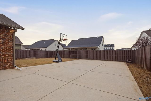 6344 Midtowne Lane, Huntsville, AL 35806