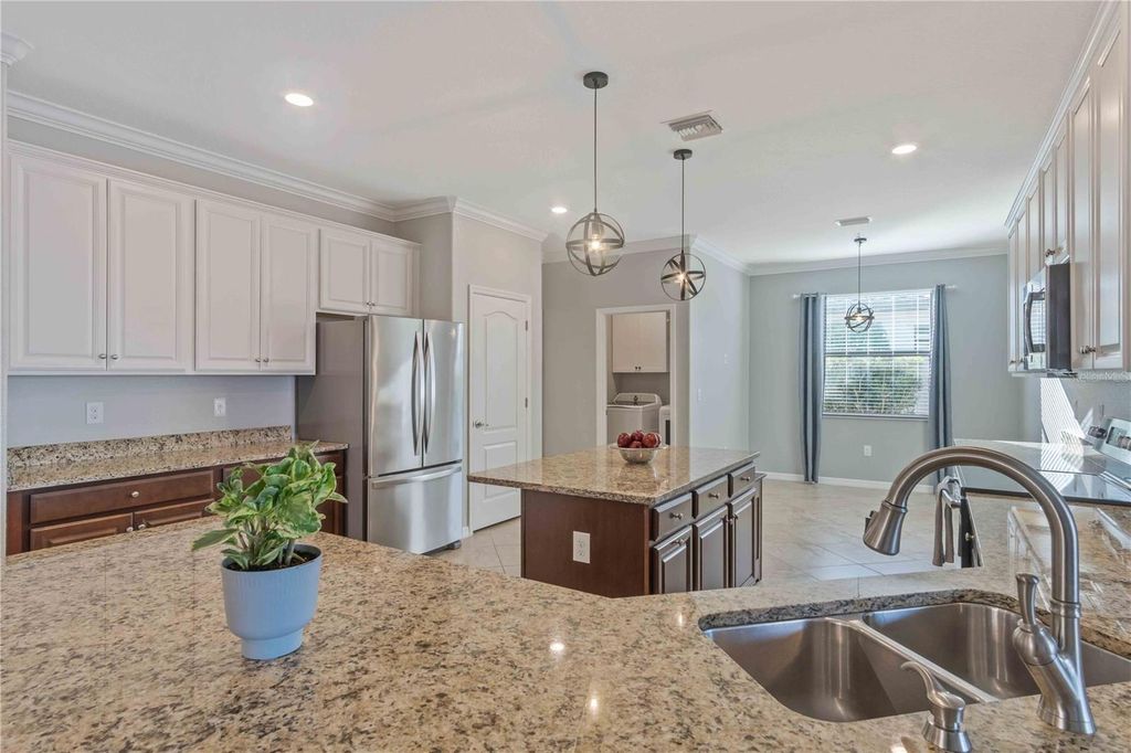 Image 21 of property listing at 13634 VANCANZA DRIVE, Venice, FL 34293