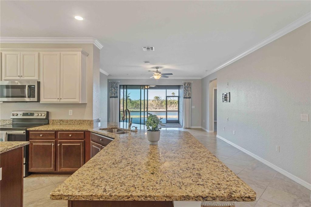 Image 34 of property listing at 13634 VANCANZA DRIVE, Venice, FL 34293