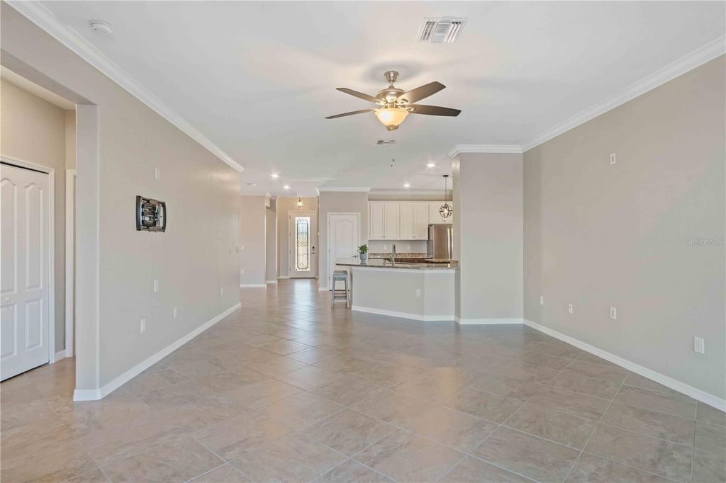 Image 40 of property listing at 13634 VANCANZA DRIVE, Venice, FL 34293