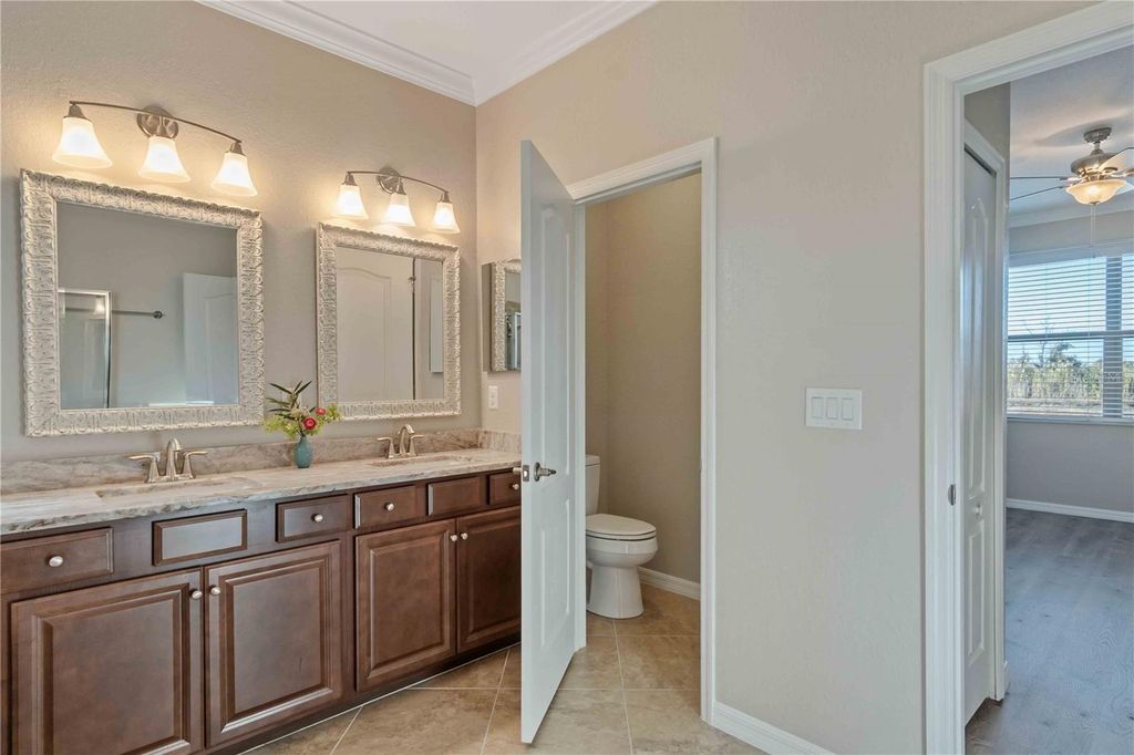 Image 51 of property listing at 13634 VANCANZA DRIVE, Venice, FL 34293