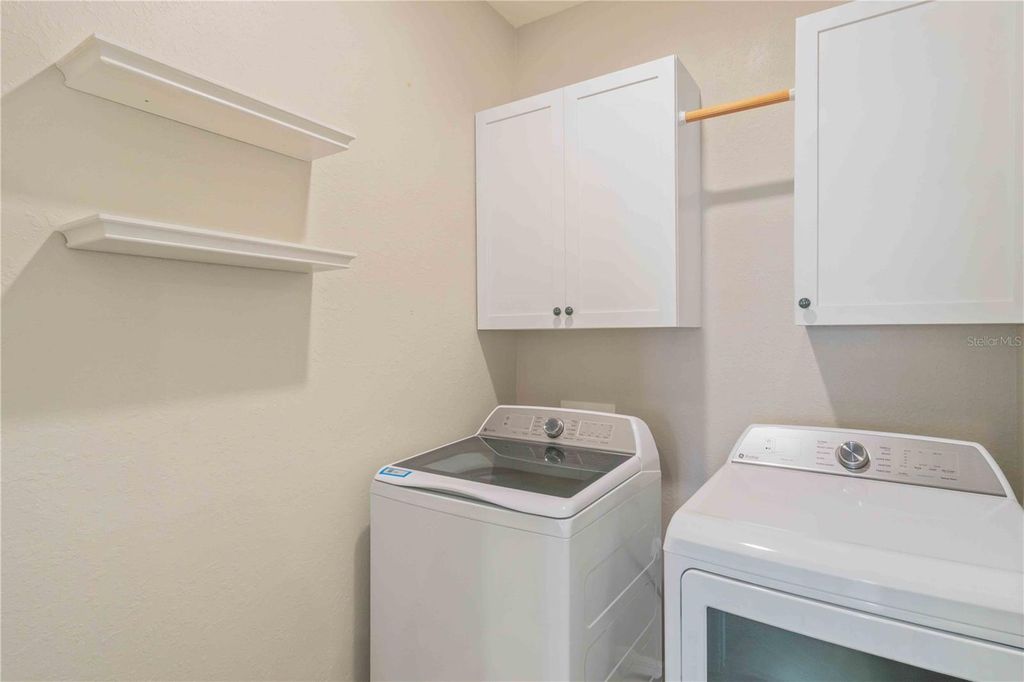 Image 71 of property listing at 13634 VANCANZA DRIVE, Venice, FL 34293