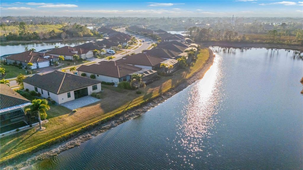 Image 73 of property listing at 13634 VANCANZA DRIVE, Venice, FL 34293