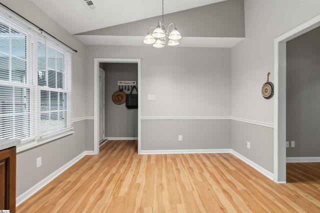 216 Eastridge Court, Cowpens, SC 29330