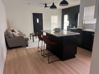 209 Kerby Street, Arlington, TX 76013