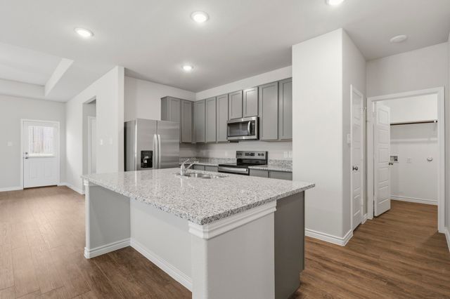 10636 Stag Lane, Fort Worth, TX 76036