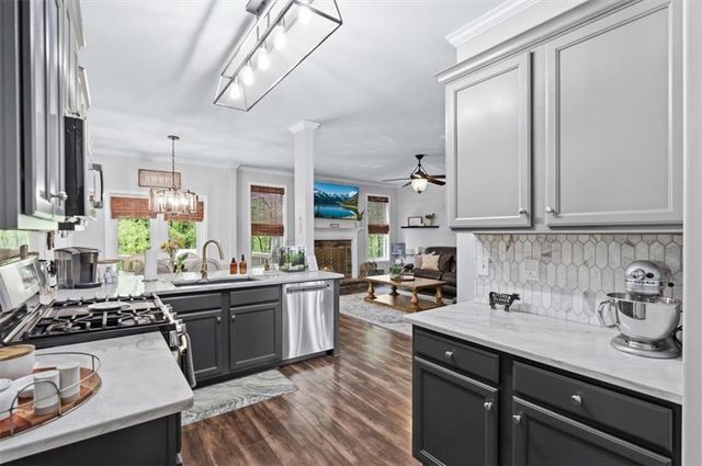 2129 Hamby Cove Drive NW, Acworth, GA 30102