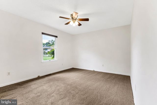 12256 WENDY LN, Waldorf, MD 20601