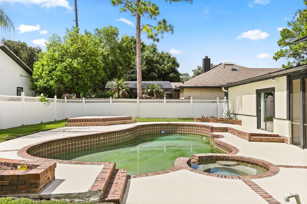 Image 43 of property listing at 9524 BAY VISTA ESTATES BOULEVARD, Orlando, FL 32836