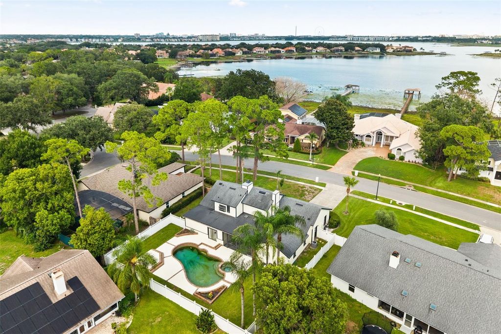 Image 48 of property listing at 9524 BAY VISTA ESTATES BOULEVARD, Orlando, FL 32836
