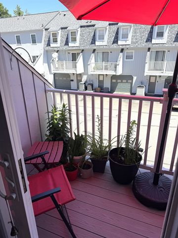 26 Bluestone Drive # 26, Nashua, NH 03060