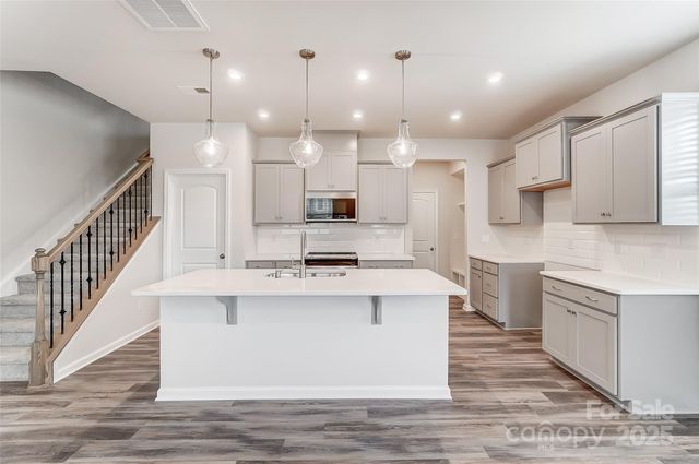 3938 Cheyney Park Drive, Charlotte, NC 28269