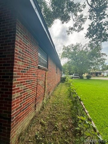1433 Bragg Street, Montgomery, AL 36108