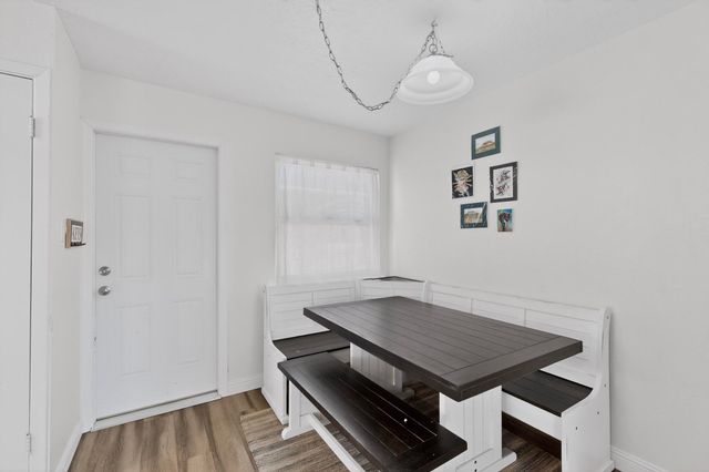 7209 Oralee Street NE, Albuquerque, NM 87109