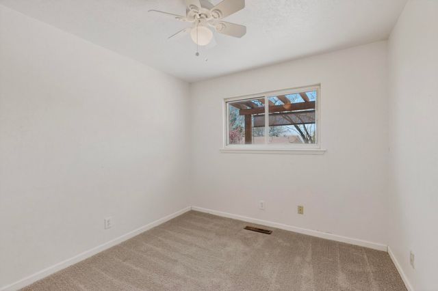 7209 Oralee Street NE, Albuquerque, NM 87109