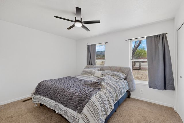 7209 Oralee Street NE, Albuquerque, NM 87109