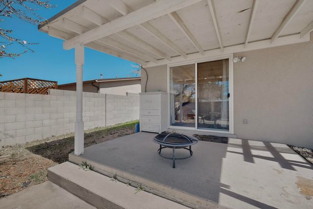 7209 Oralee Street NE, Albuquerque, NM 87109