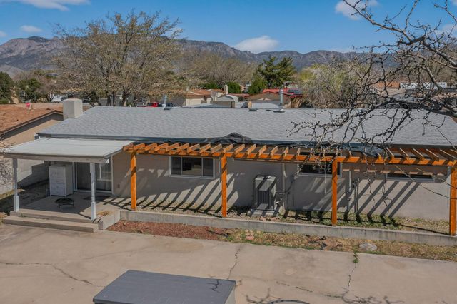 7209 Oralee Street NE, Albuquerque, NM 87109