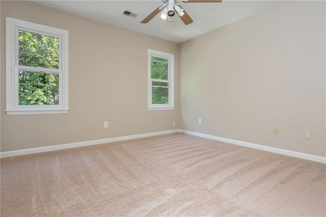 2865 Stoneglen Close, Roswell, GA 30076