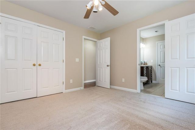 2865 Stoneglen Close, Roswell, GA 30076