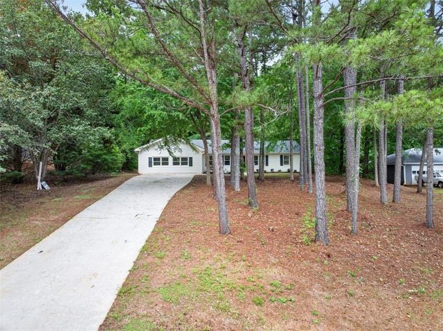 100 Willow Shoals Drive, Covington, GA 30016