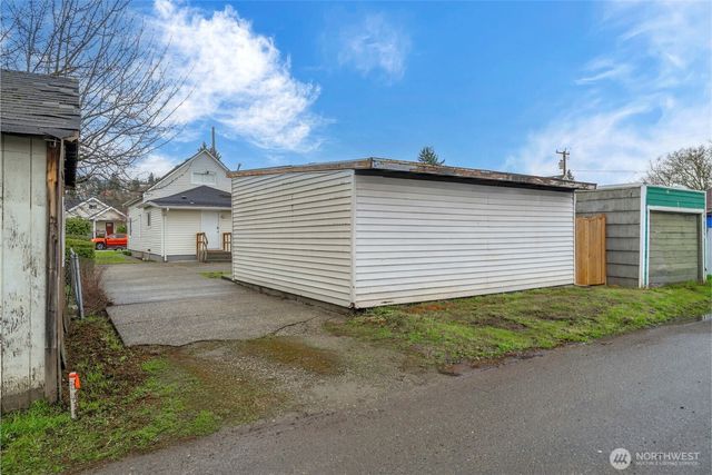 535 Morris Avenue S, Renton, WA 98057