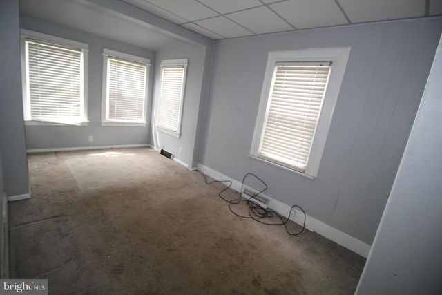 705 W PHILADELPHIA AVENUE, Morrisville, PA 19067